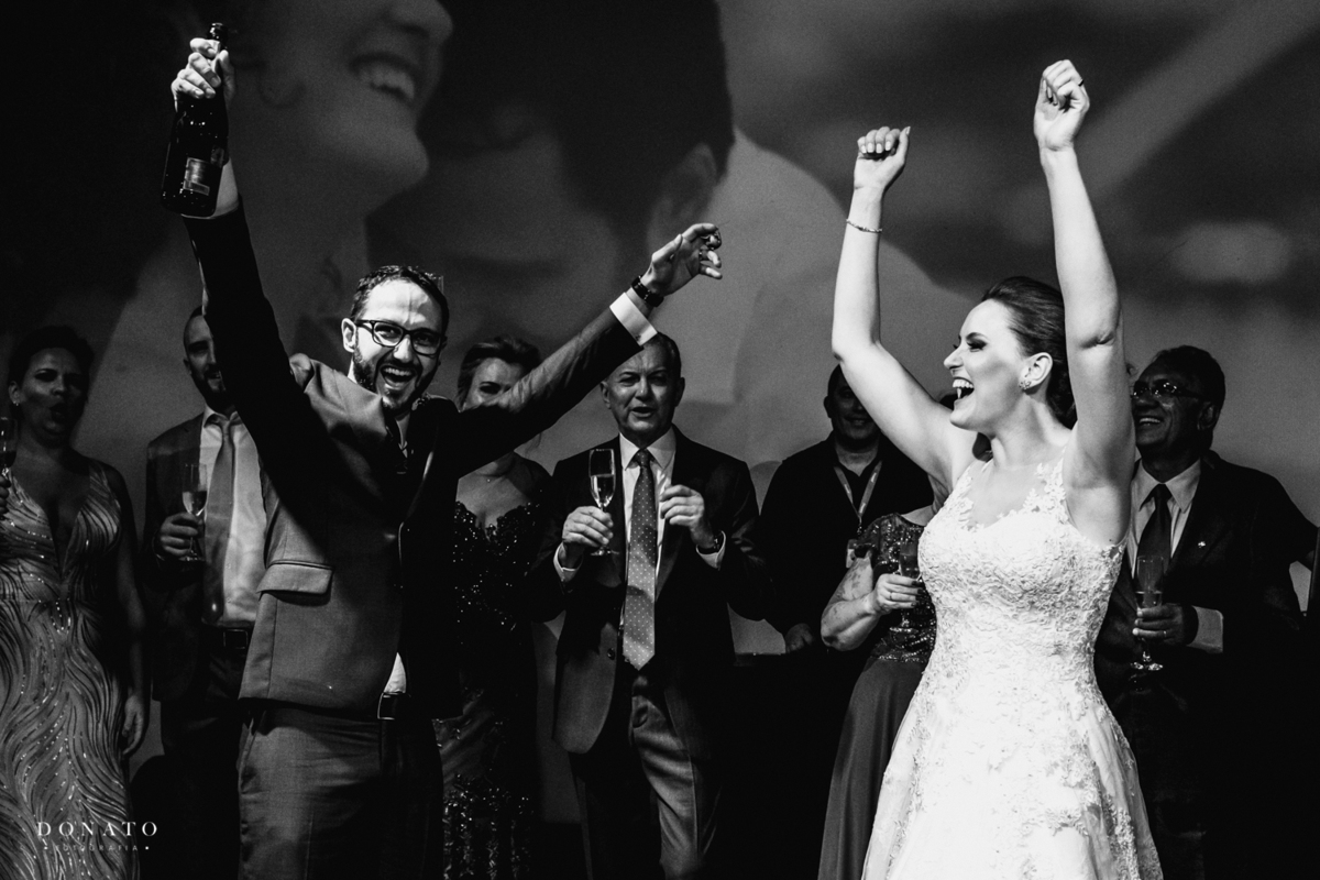 Hora da balada dentro da casa traffo vila bisutti, muita diversão.