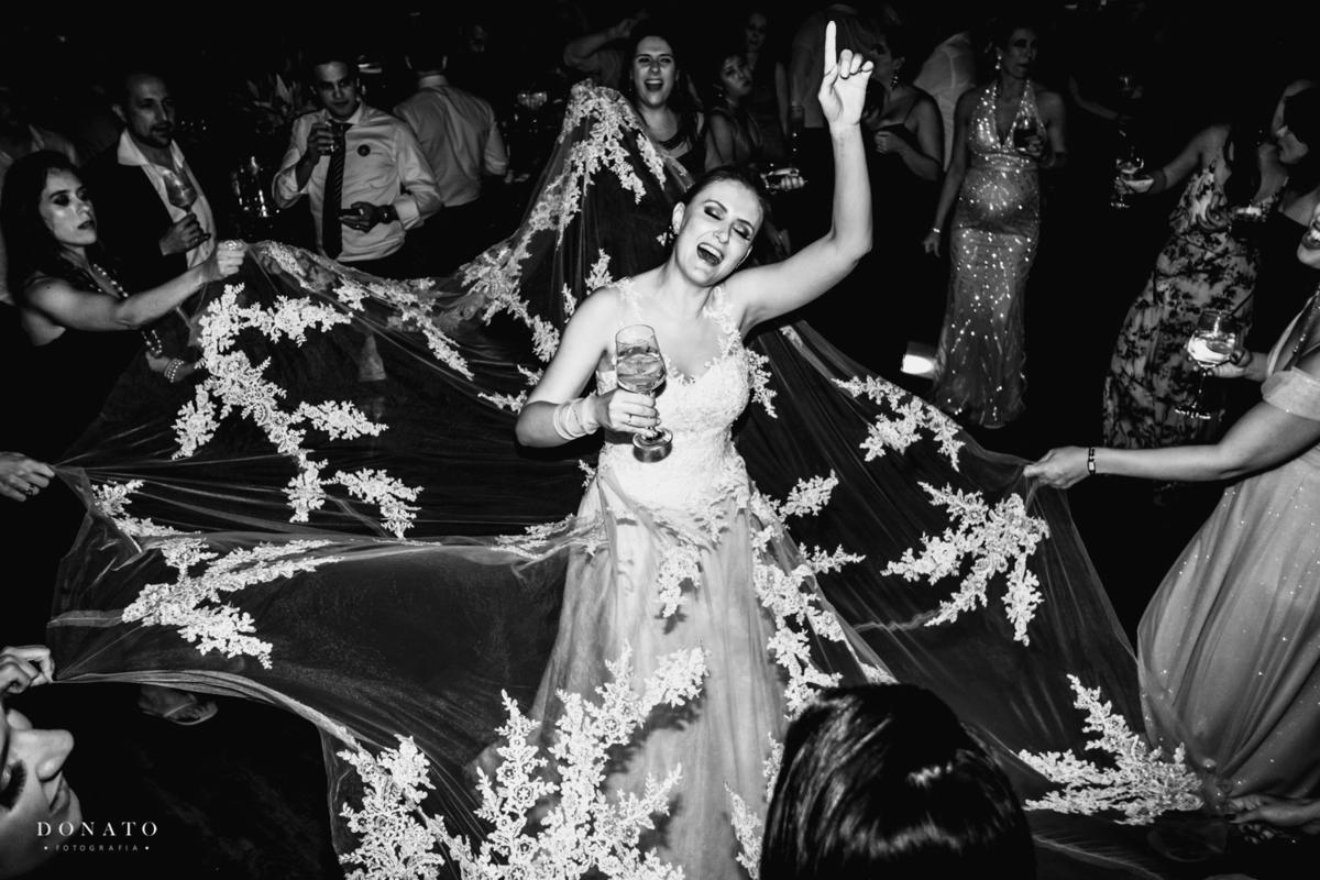 Hora da balada dentro da casa traffo vila bisutti, muita diversão.