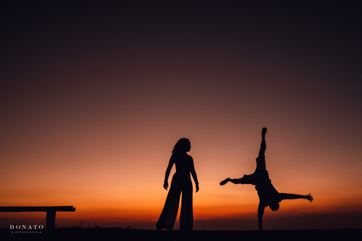 Casal em campos do jordao.por do sol.