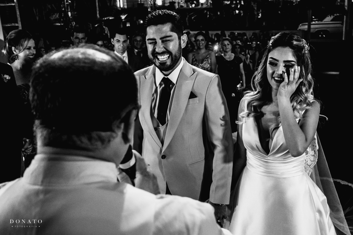 Noiva chora na fazenda 7 lagoas.