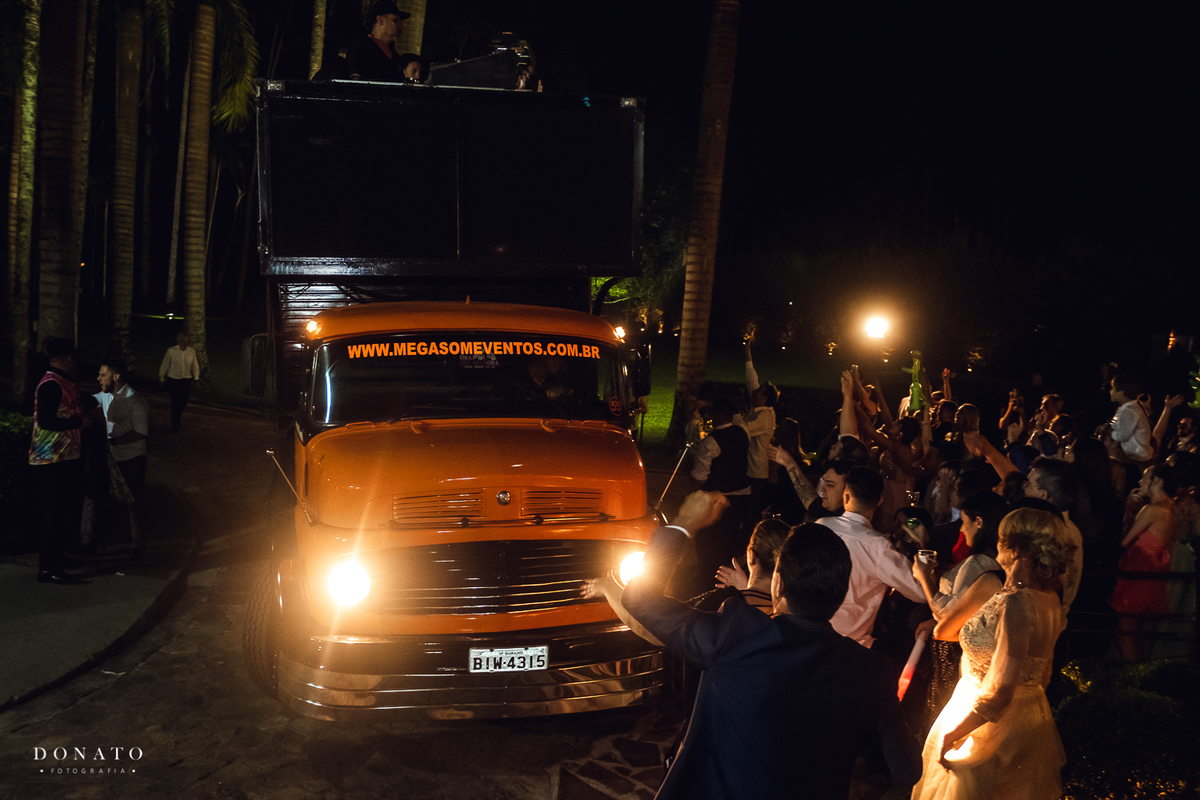 Trio eletrico na fazenda 7 lagoas.
