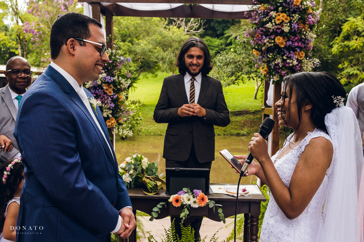 Cerimonia realizada no espaço natureza.