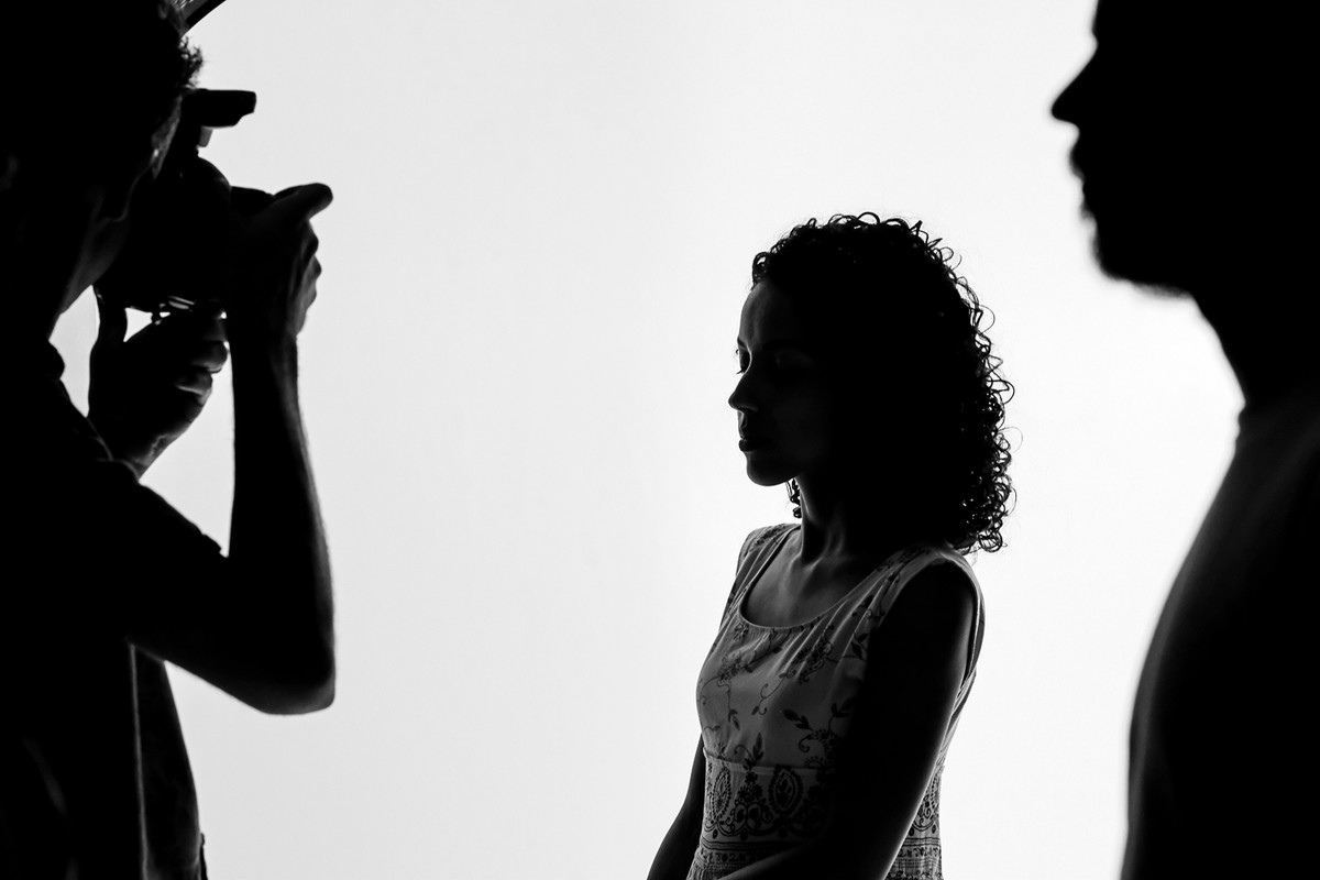 Leandro Donato faz mais um retrato e mostra como usar uma luz ideal para um bom retrato.