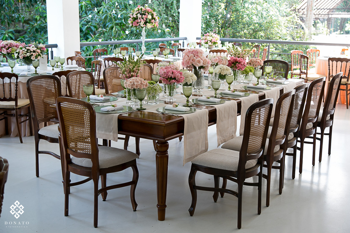 Mesa coletiva feita pela concepty party.