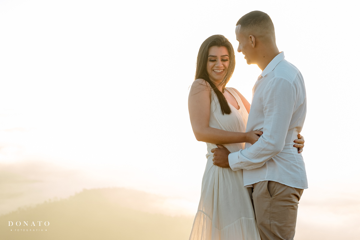 Ensaio de noivos ao nascer do sol, por do sol, pre-wedding.
