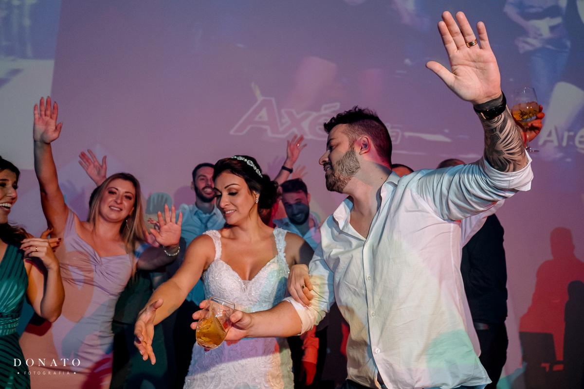 Casamento Vila Bisutti, Festa no bisutti