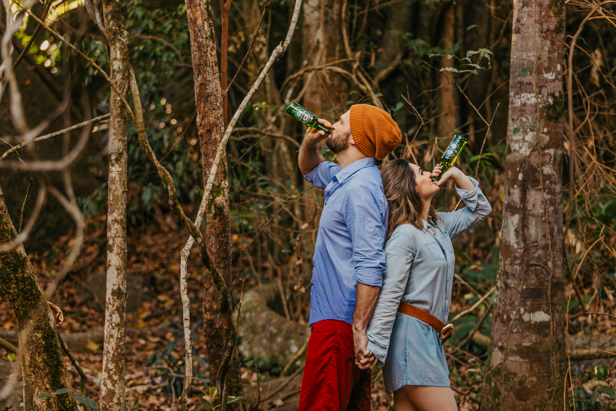 Pré casamento casal cerveja 