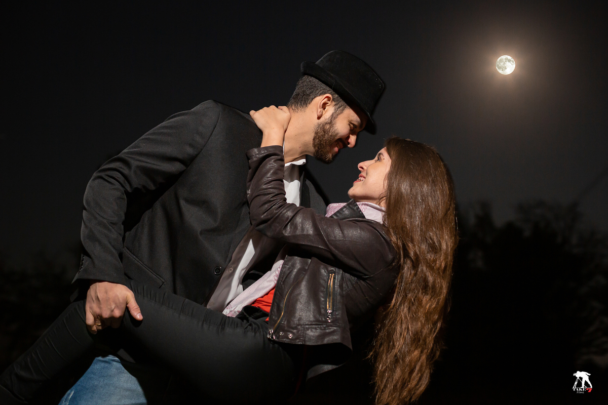 Toda elegância nesse casal  sensacional 