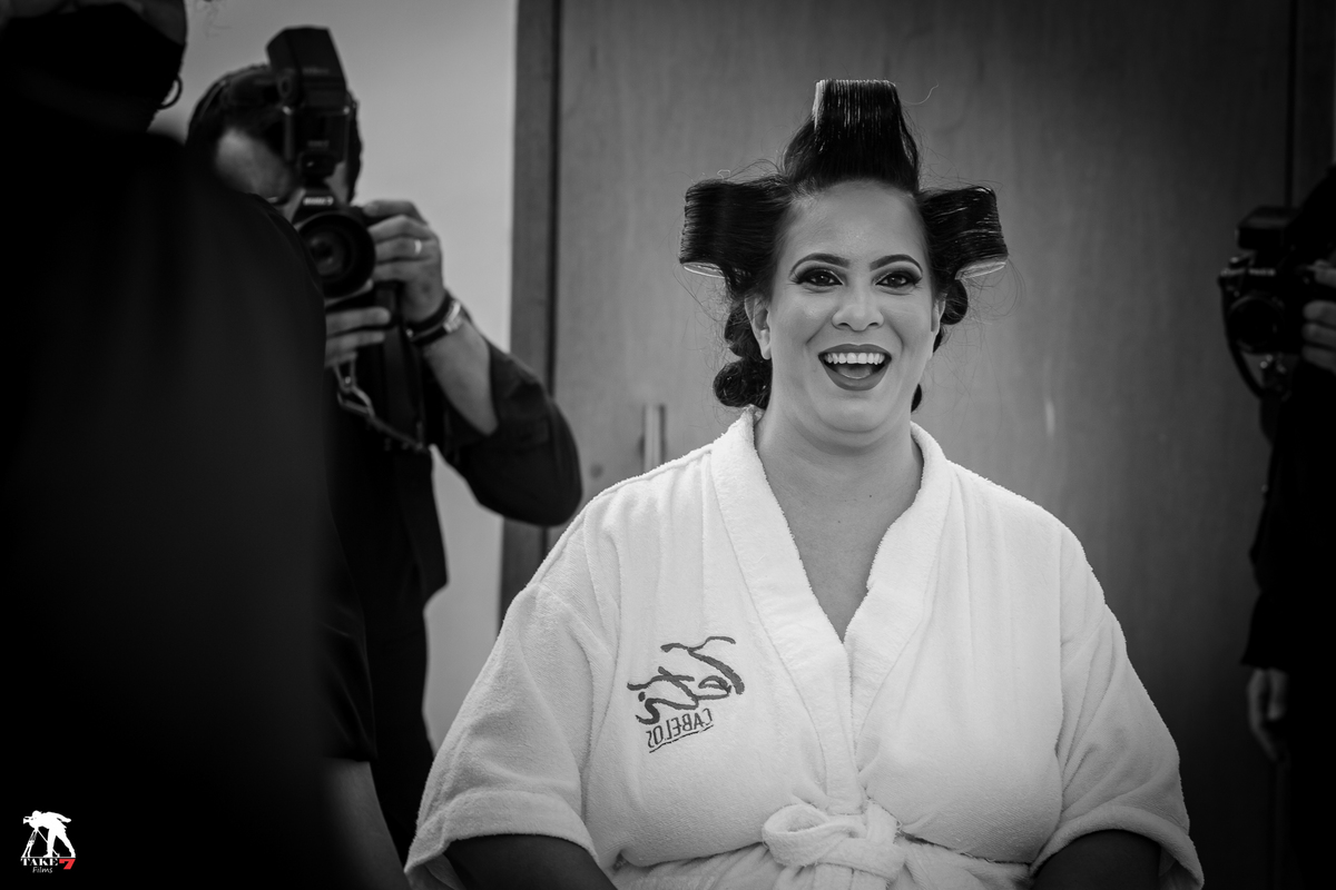 surpresa da noiva ao ver sua make 