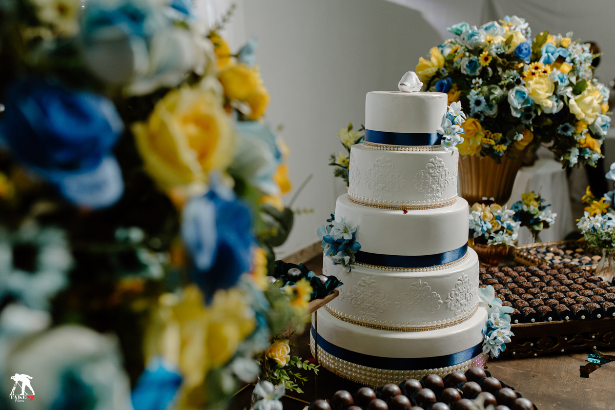 mesa do bolo do casamento 