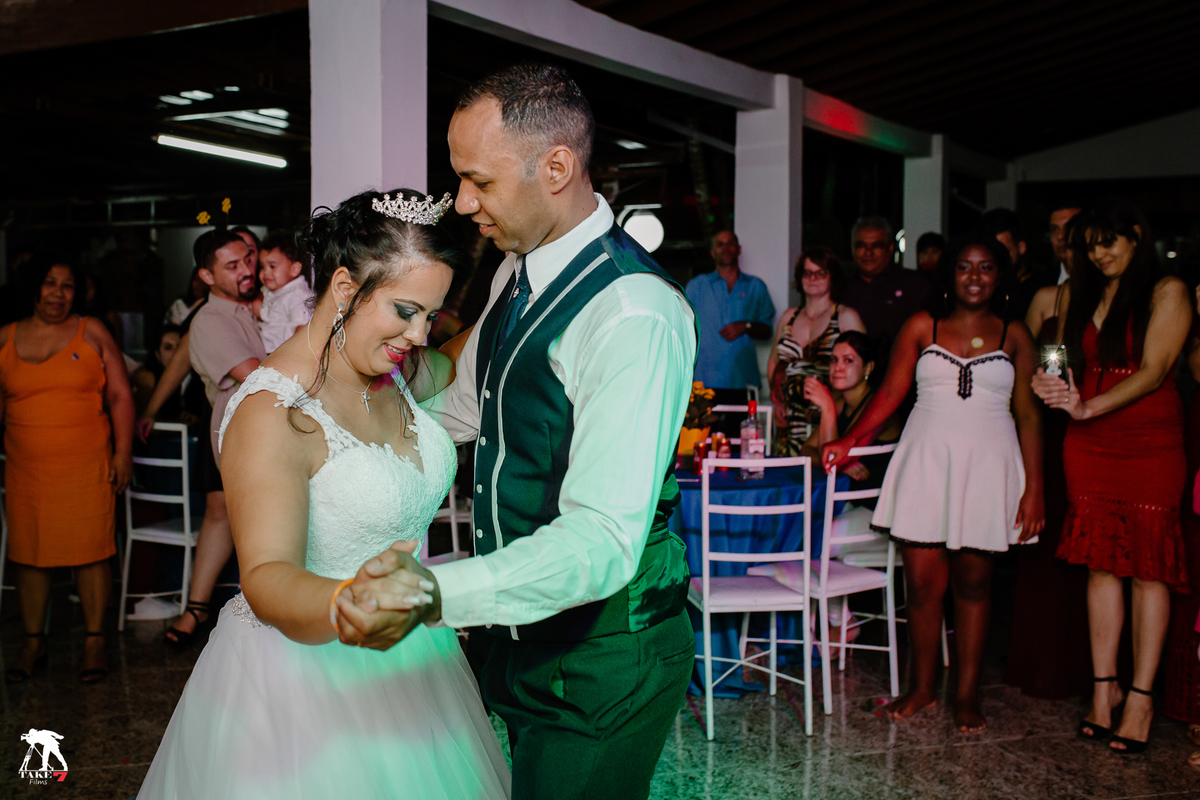 primeira dança do casal de noivos 