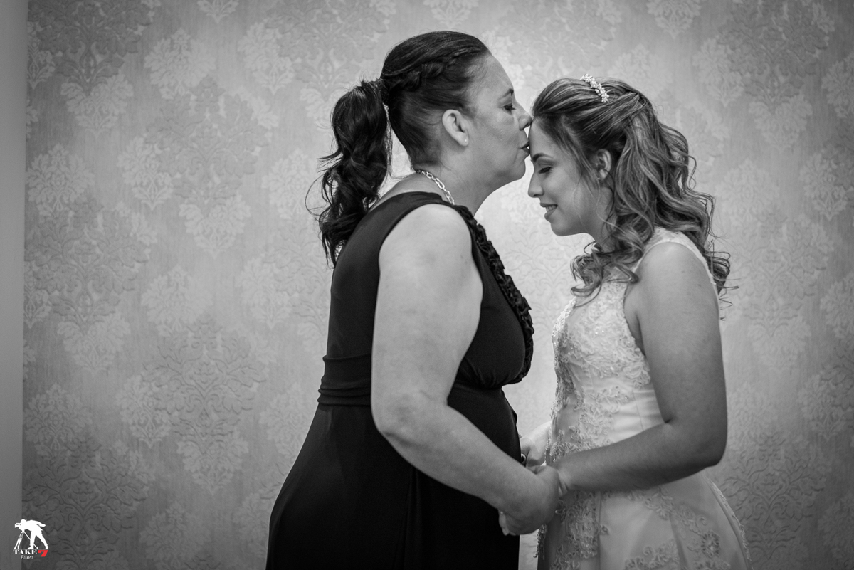 noiva e mãe no making-of