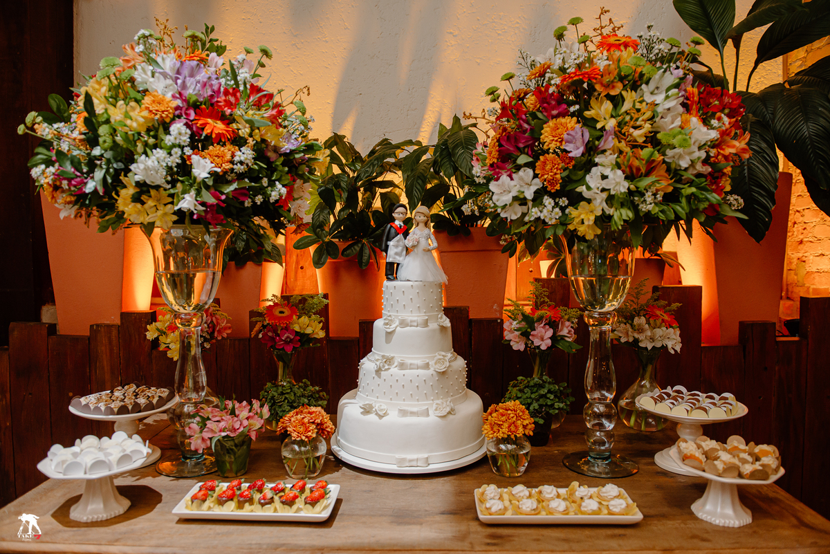 Mesa do bolo de Casamento 