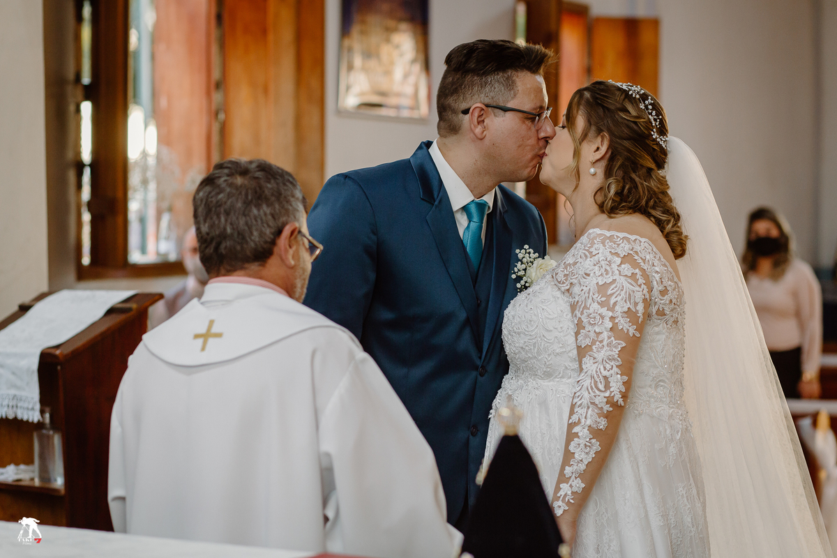Beijo Nupcial no casamento 