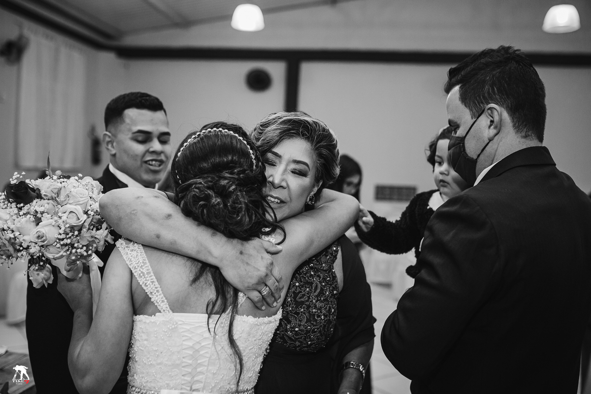 abraço da mãe da noiva 
