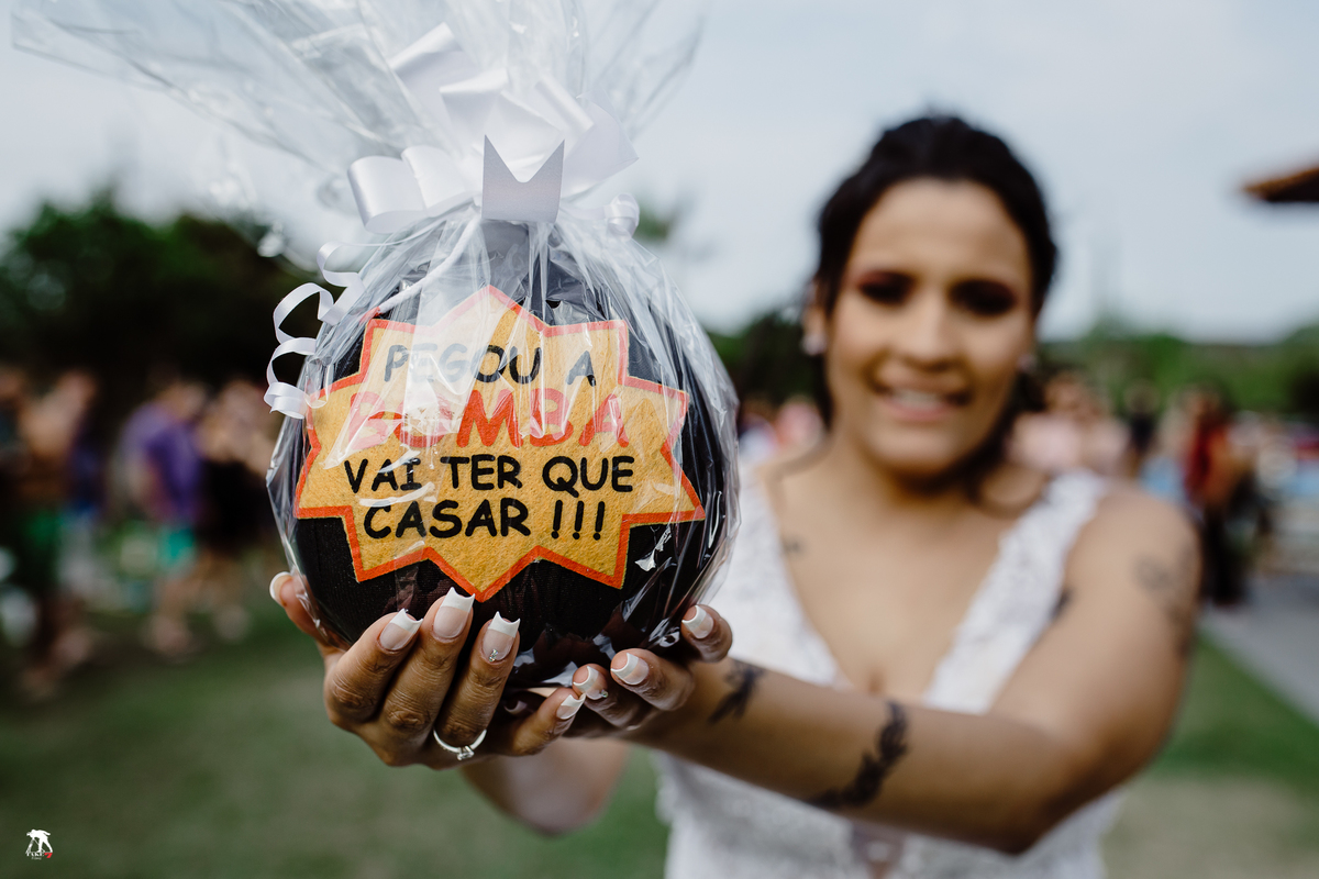 noiva com bomba no casamento 