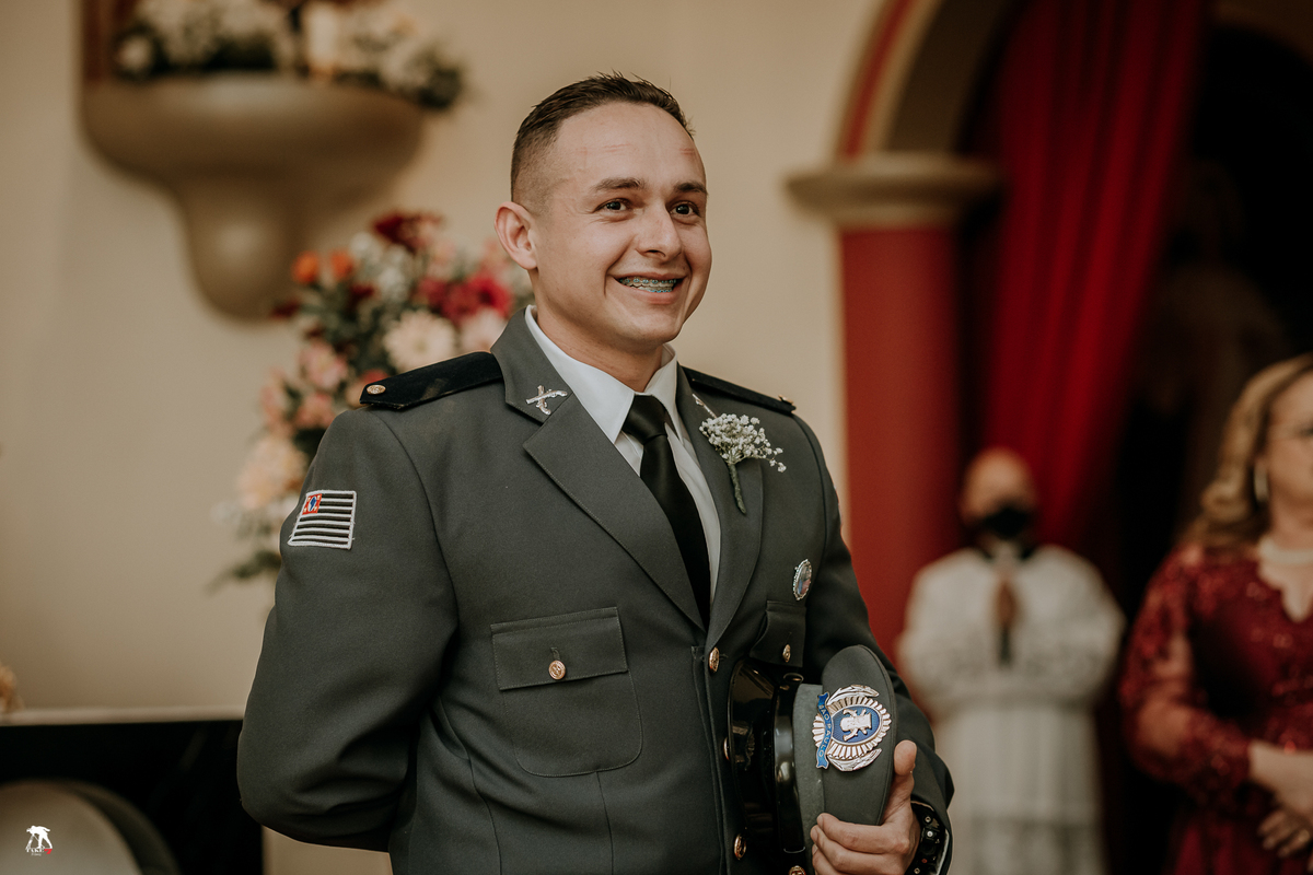 reação do noivo na entrada da noiva 