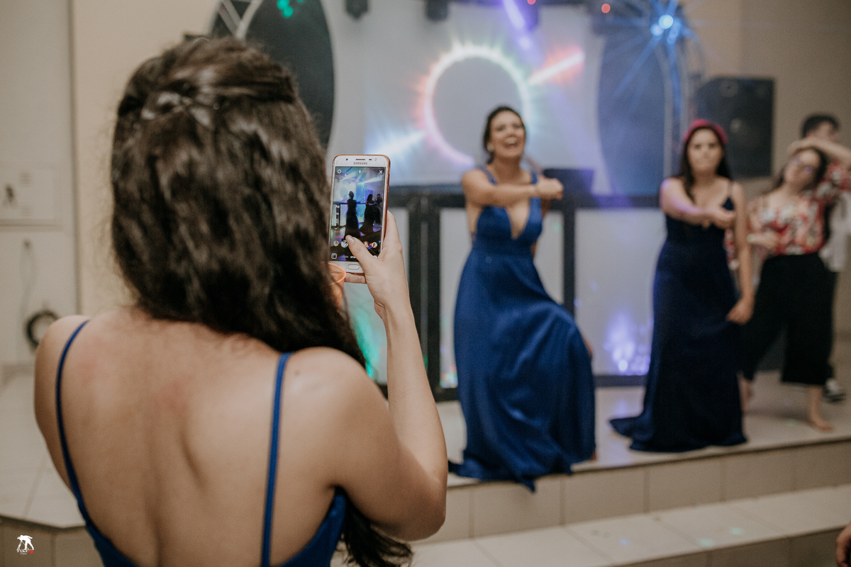 madrinhas dançando no casamento 