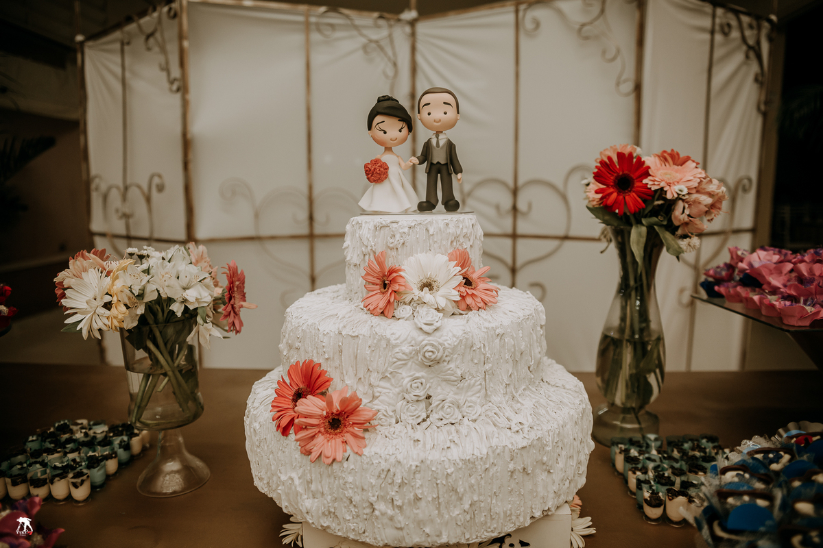 mesa do bolo do casamento 
