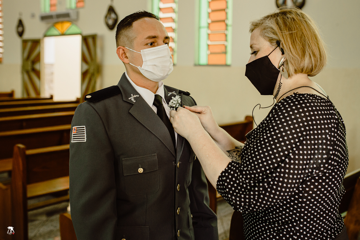 cerimonialista com noivo 