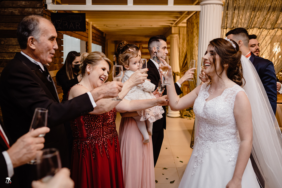 Brinde da noiva com os pais