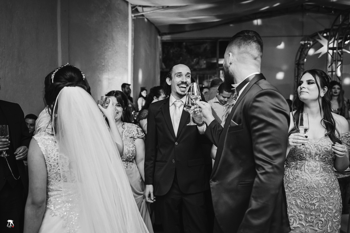 Brinde do noivo com padrinho