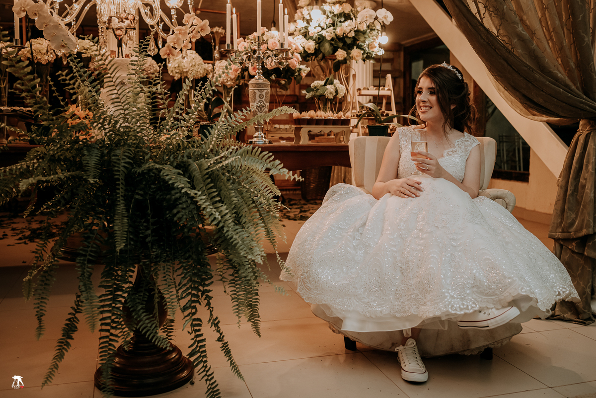 Noiva com tenis All star