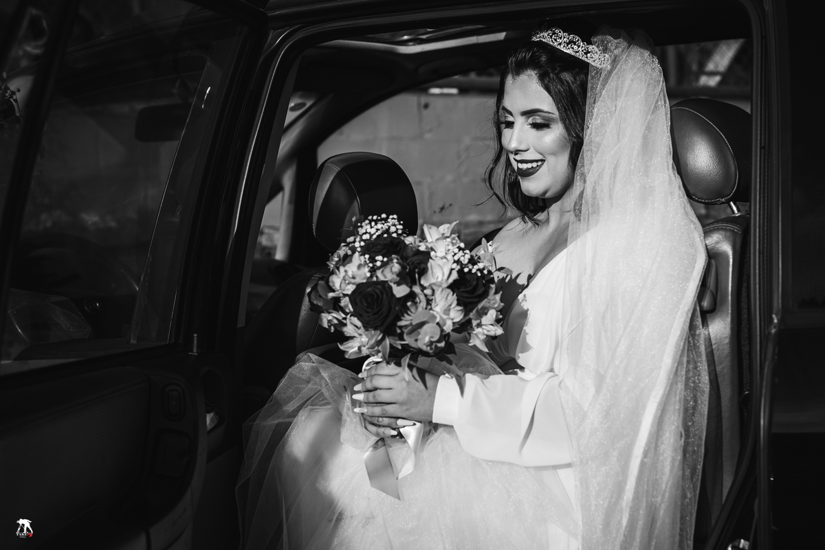 Noiva no carro