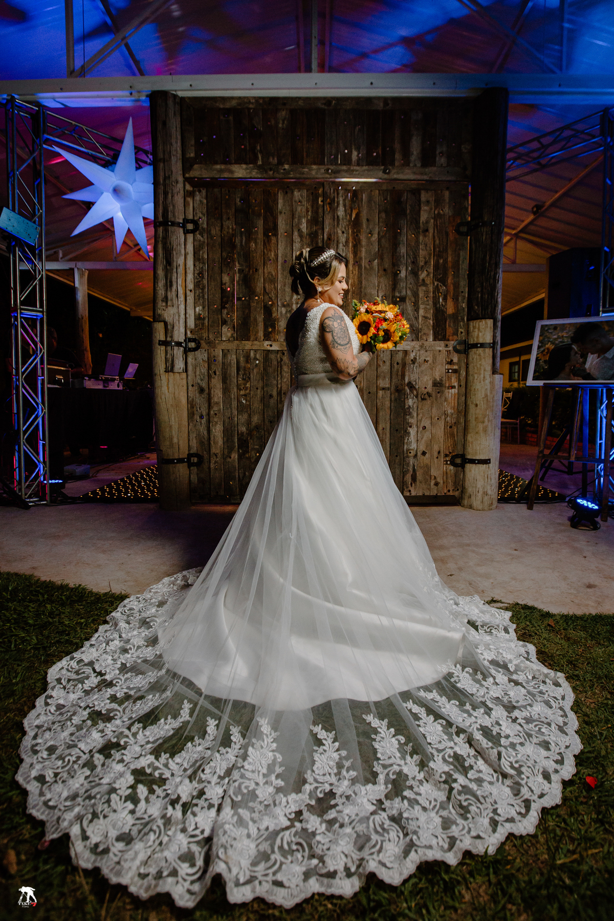 noiva com vestido longo 