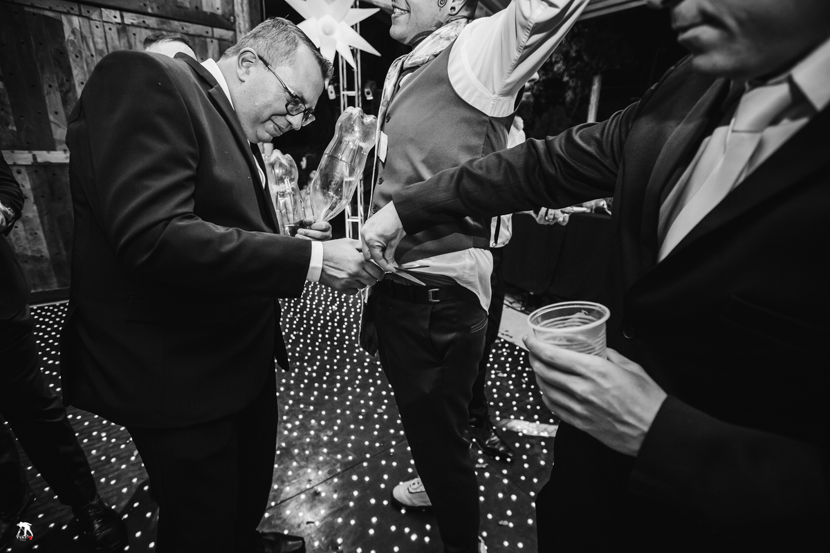 corte da cueca do noivo 