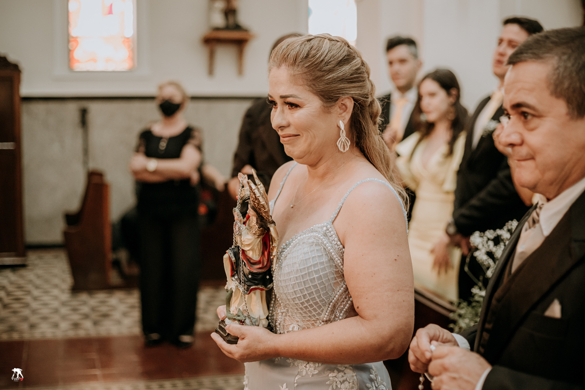 entrada santa no casamento