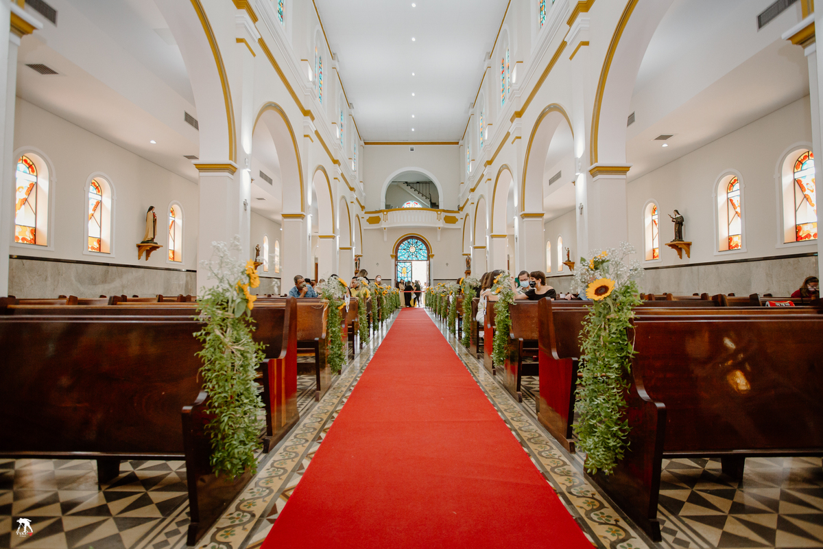 decoração do casamento na igreja