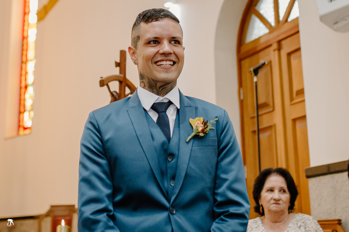 reação do noivo na entrada da noiva 