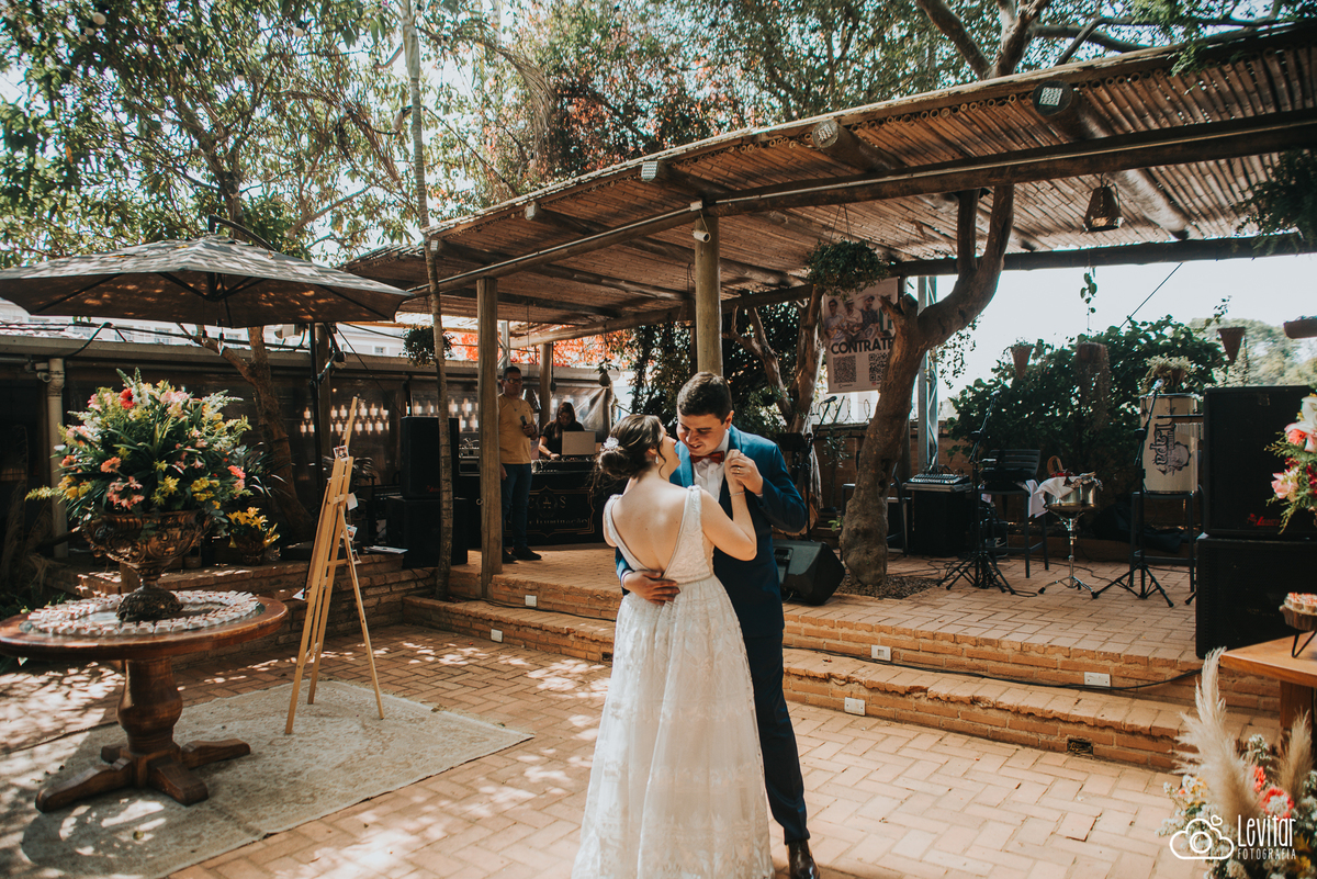 Casamento na Luciana Valladão Restaurante 