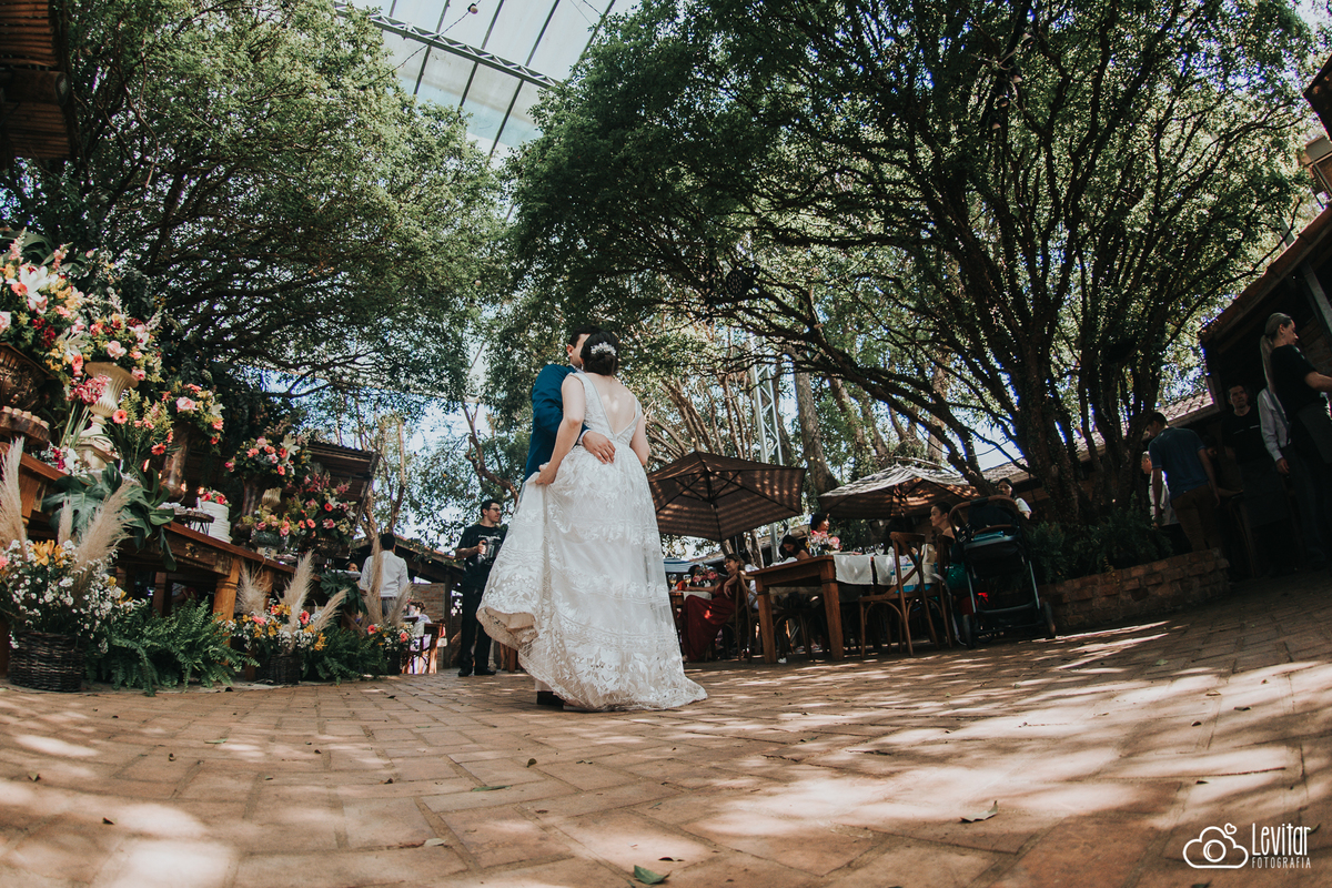 Casamento na Luciana Valladão Restaurante 