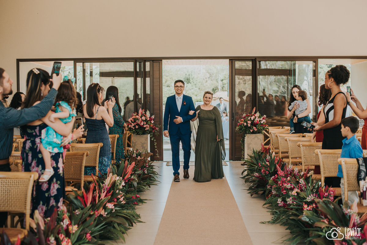 entrada noivo Casamento Recanto do Bosque Guaratinguetá SP