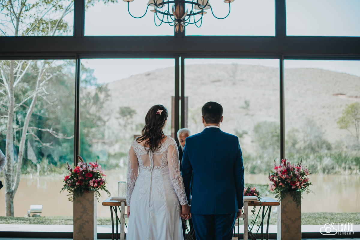 vestido de noiva Casamento Recanto do Bosque Guaratinguetá SP