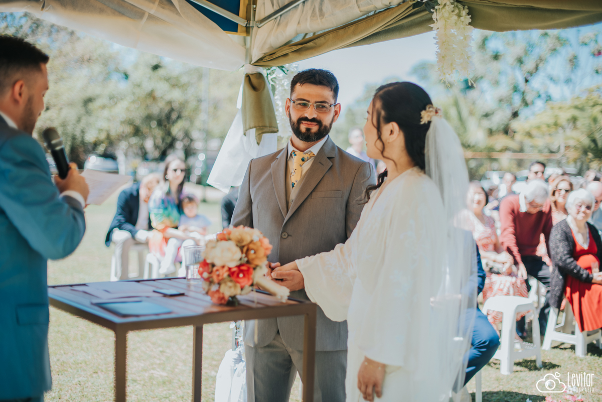fotografia de casamento ao livre em são josé dos campos