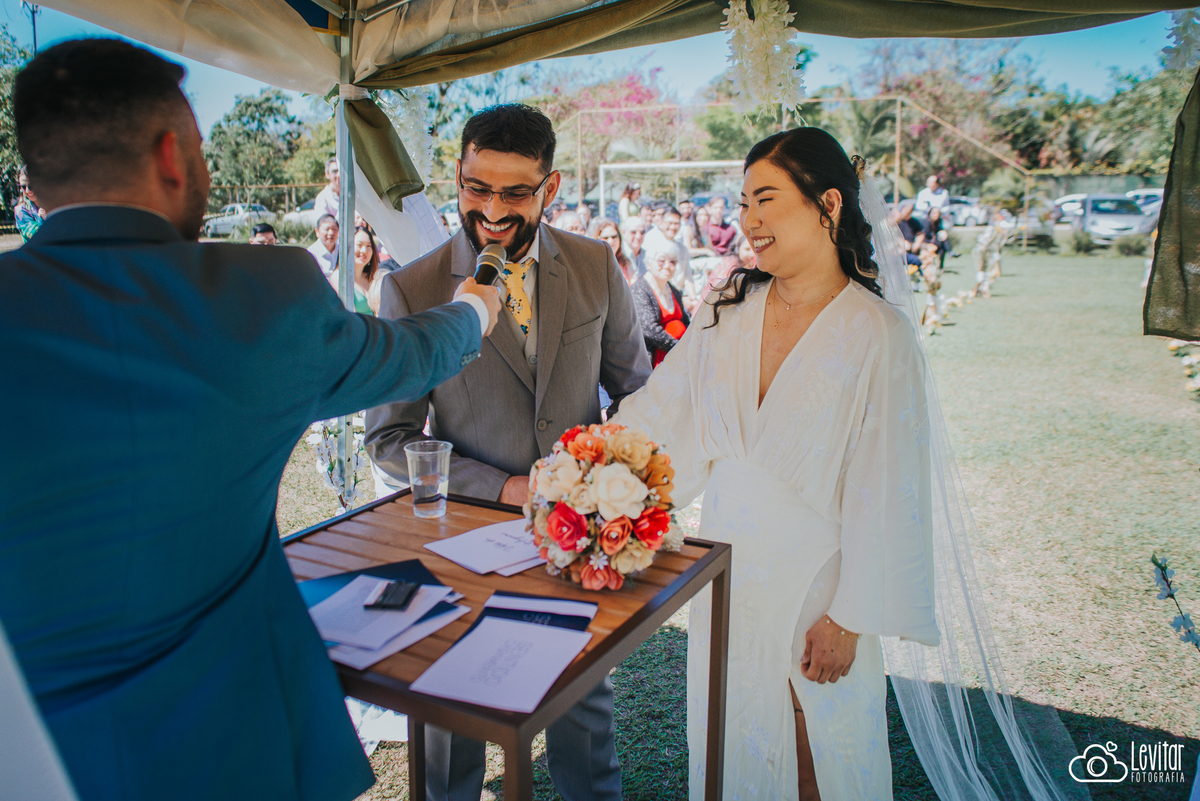 fotografia de casamento ao livre em são josé dos campos