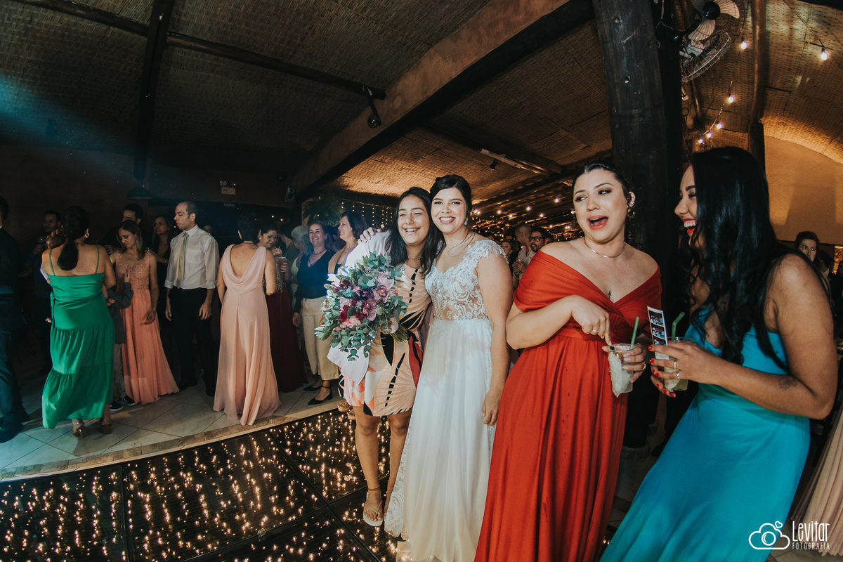 quem pegou buque Casamento no Recanto Vip