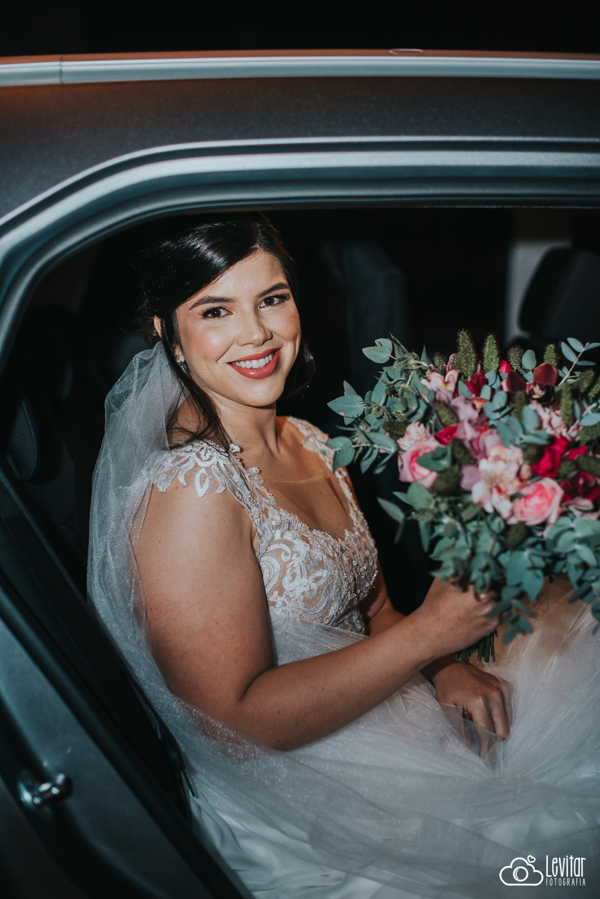 Noiva pronta indo para o Casamento no Recanto Vip