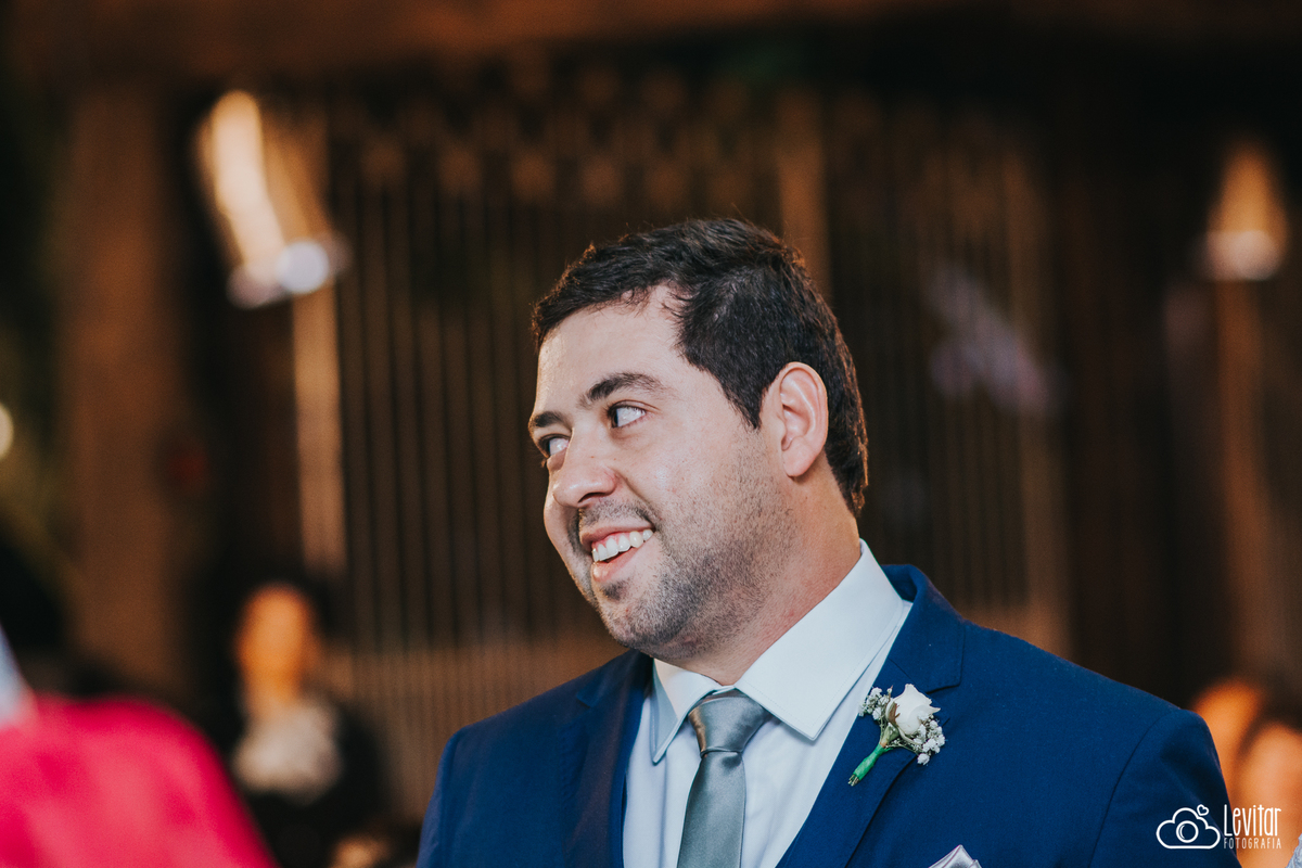 sorriso noivo Casamento no Recanto Vip