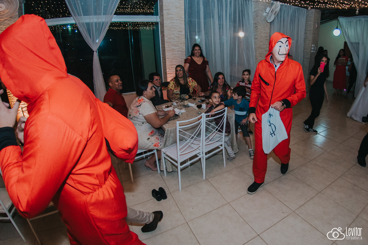 personagens da série la casa de papel