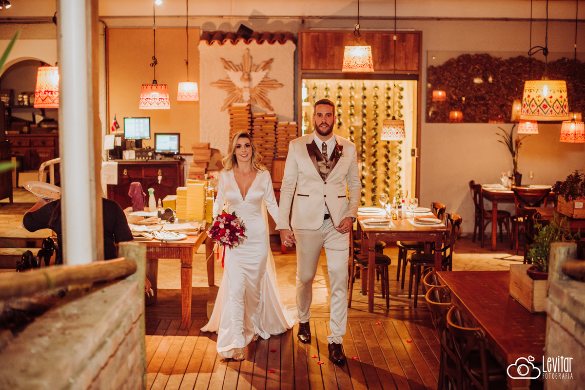 Casamento | na Luciana Valladão Restaurante | Guaratinguetá |Paula e Luan