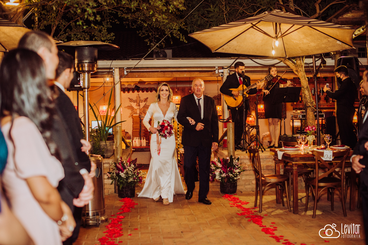 Casamento | na Luciana Valladão Restaurante | Guaratinguetá |Paula e Luan