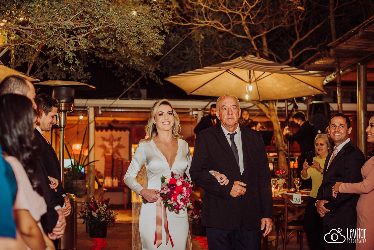 Casamento | na Luciana Valladão Restaurante | Guaratinguetá |Paula e Luan