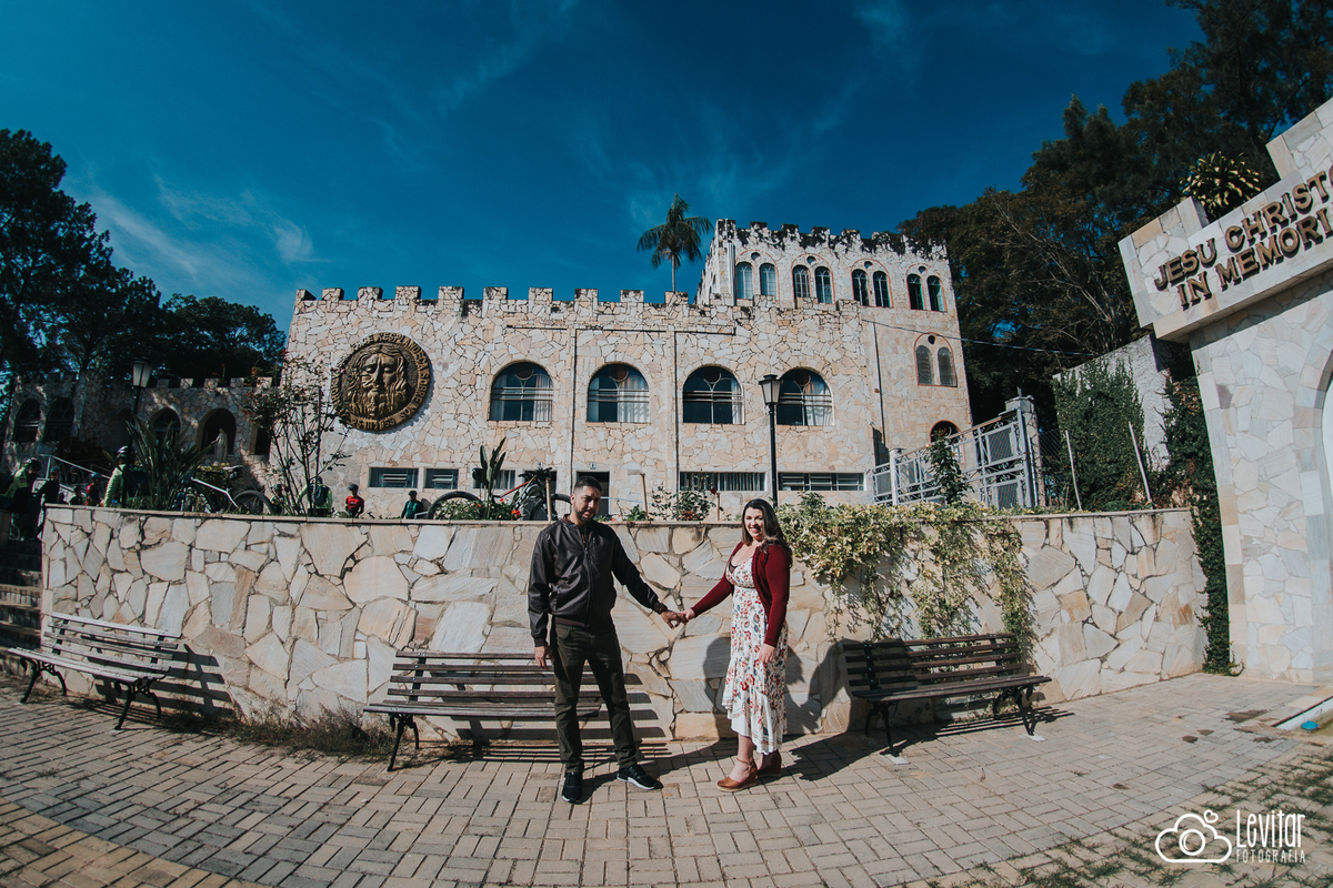 Ensaios - Pré Wedding - Suzana e Rodrigo - Mosteiro Sagrada Face - Roseira-SP