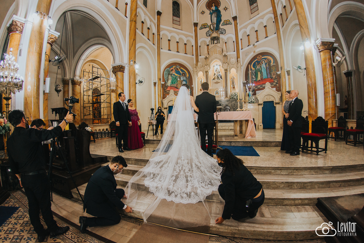 Casamento Marcela & Rodrigo | Catedral Nossa Senhora da Piedade - Lorena/SP | Festa Farol do Vale Cachoeira Paulista - Cerimonialista Eduardo Bueno