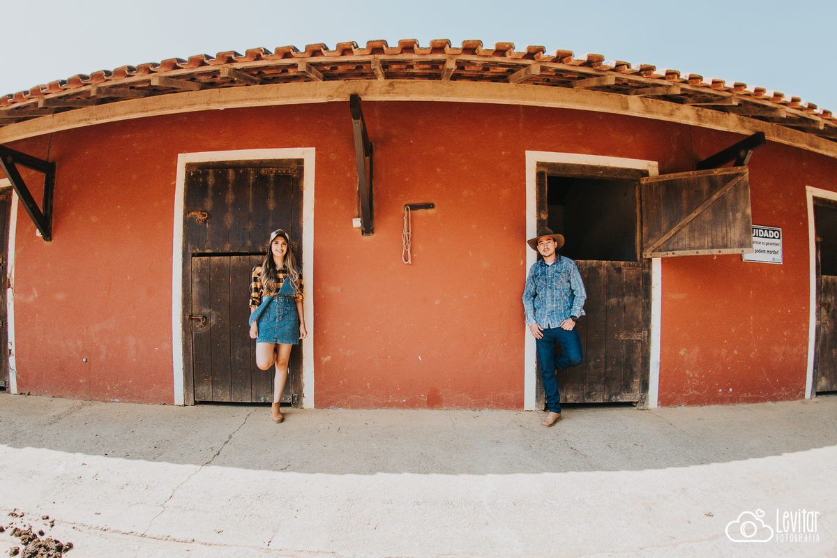 Ensaio Pré-Wedding Country| Fernanda Karen & Altieres | Hotel Fazenda Sete Lagos - Guaratinguetá / SP
