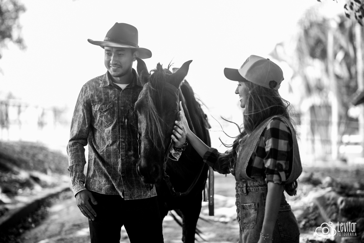 Ensaio Pré-Wedding Country| Fernanda Karen & Altieres | Hotel Fazenda Sete Lagos - Guaratinguetá / SP